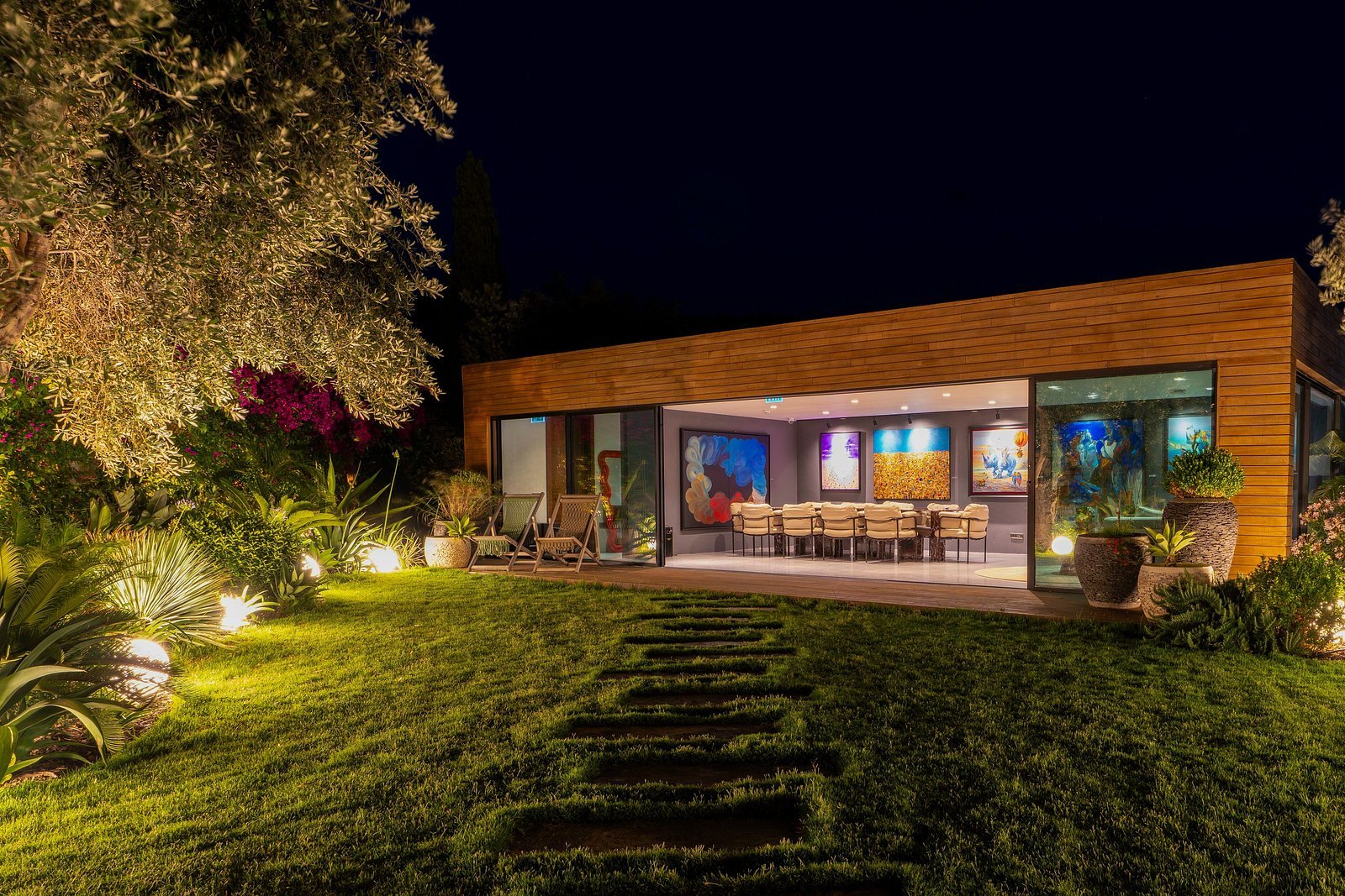 Mavilu Luxury Hotel photo 3