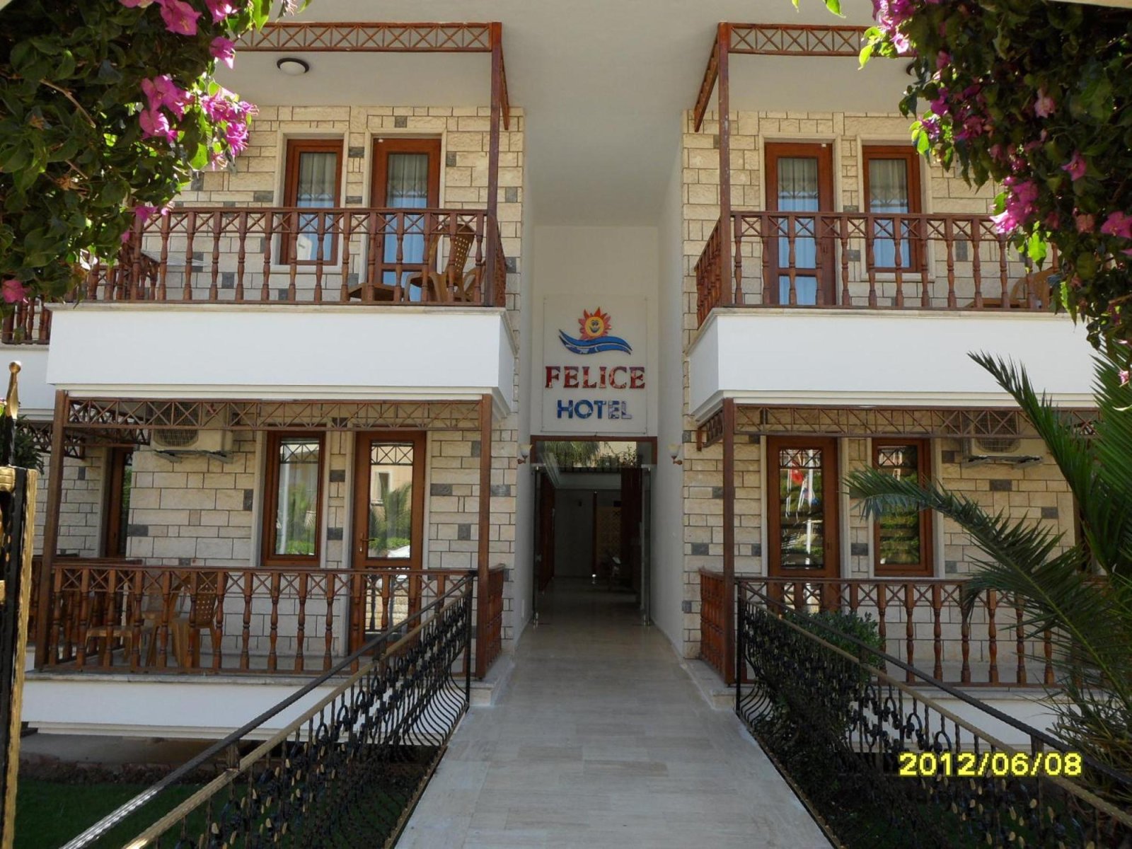 Felice Hotel photo 2
