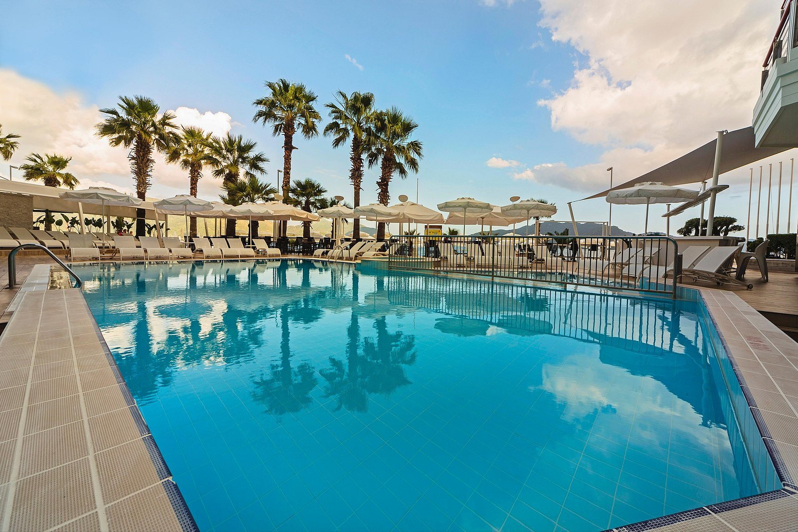 Poseidon Hotel photo 5