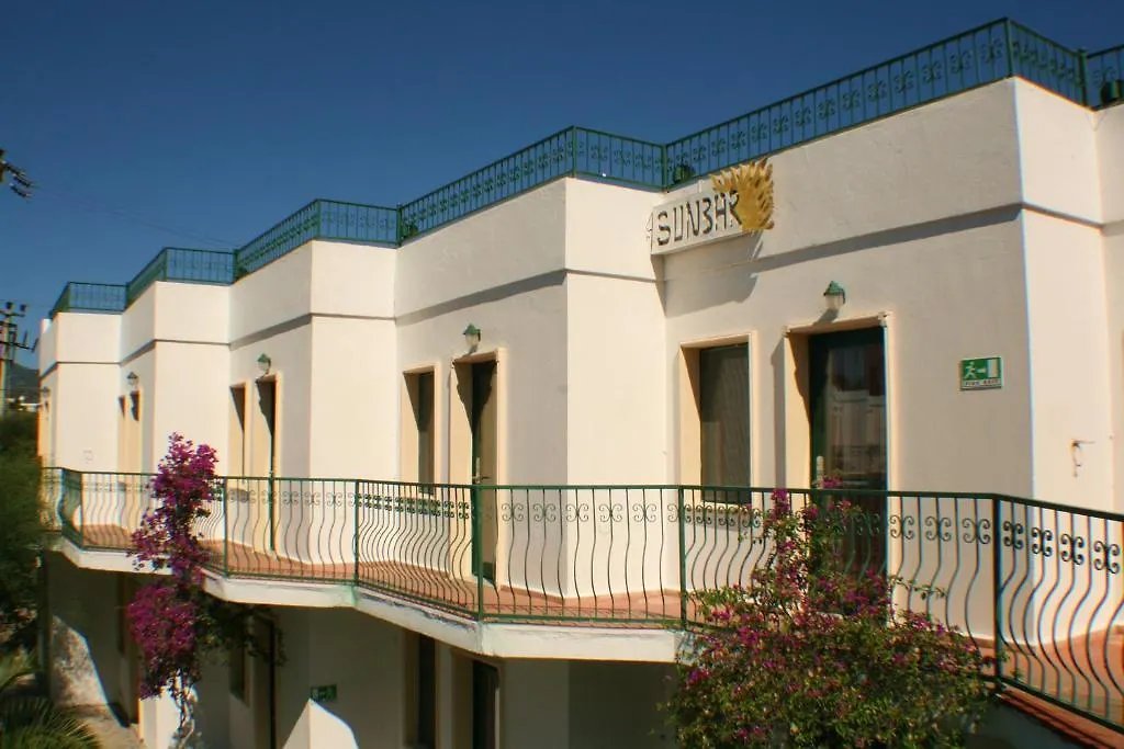Sunshine Hotel photo 2