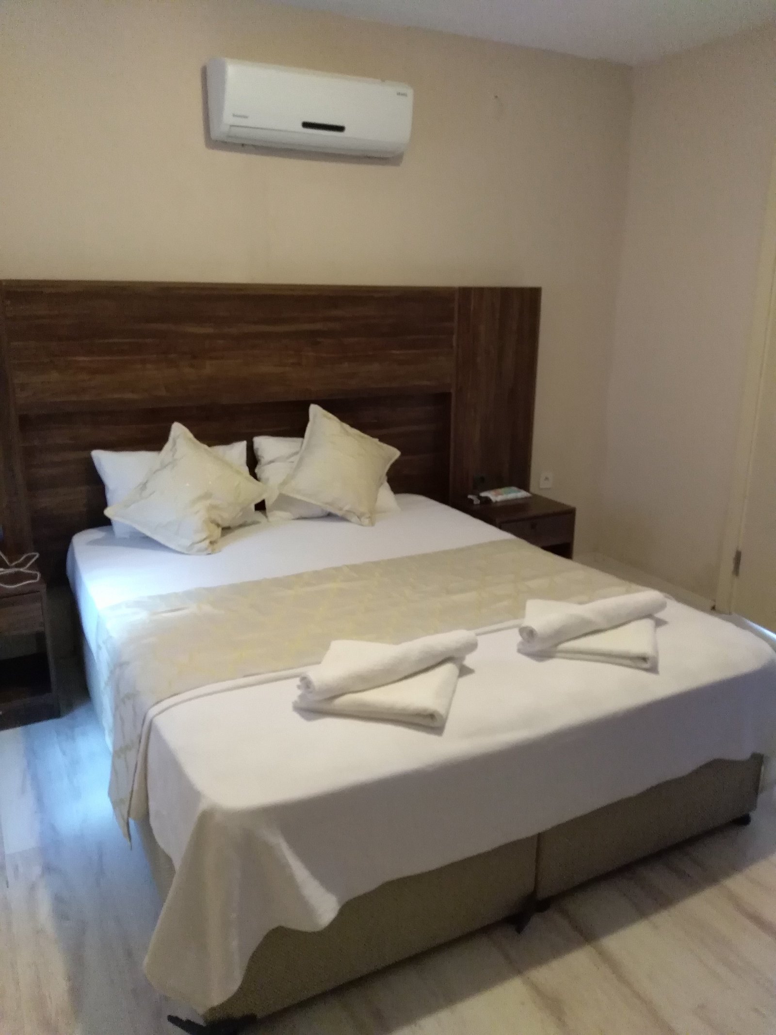 Le Jardin Hotel photo 8
