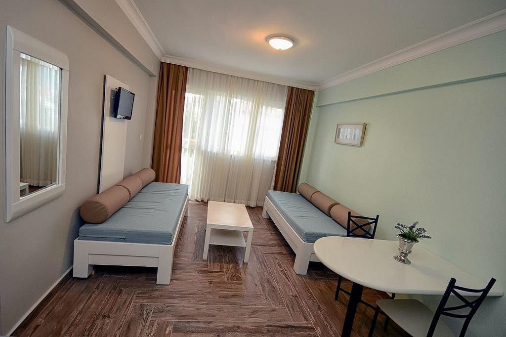 Two Seas Hotel photo 9