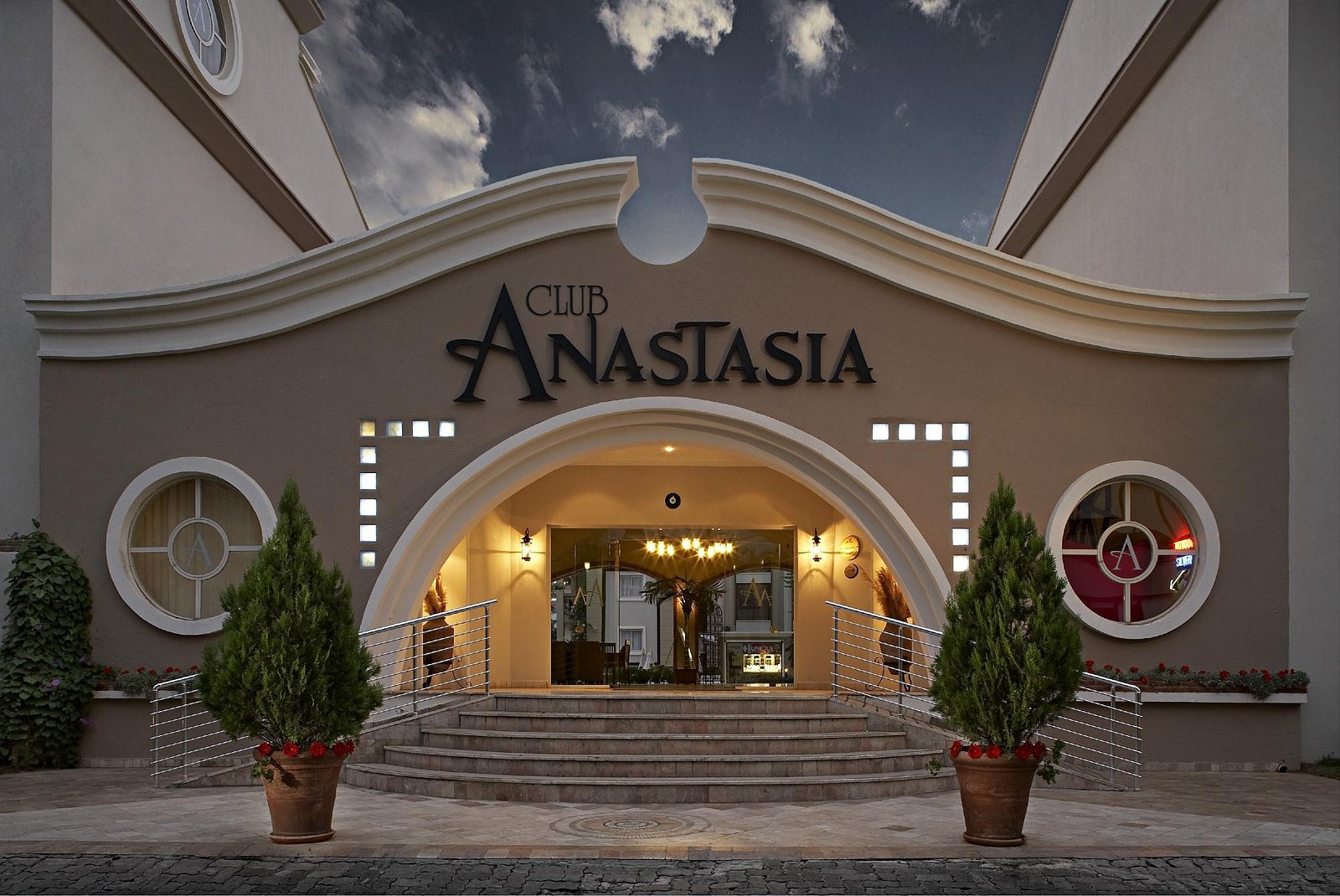 Club Anastasia photo 2