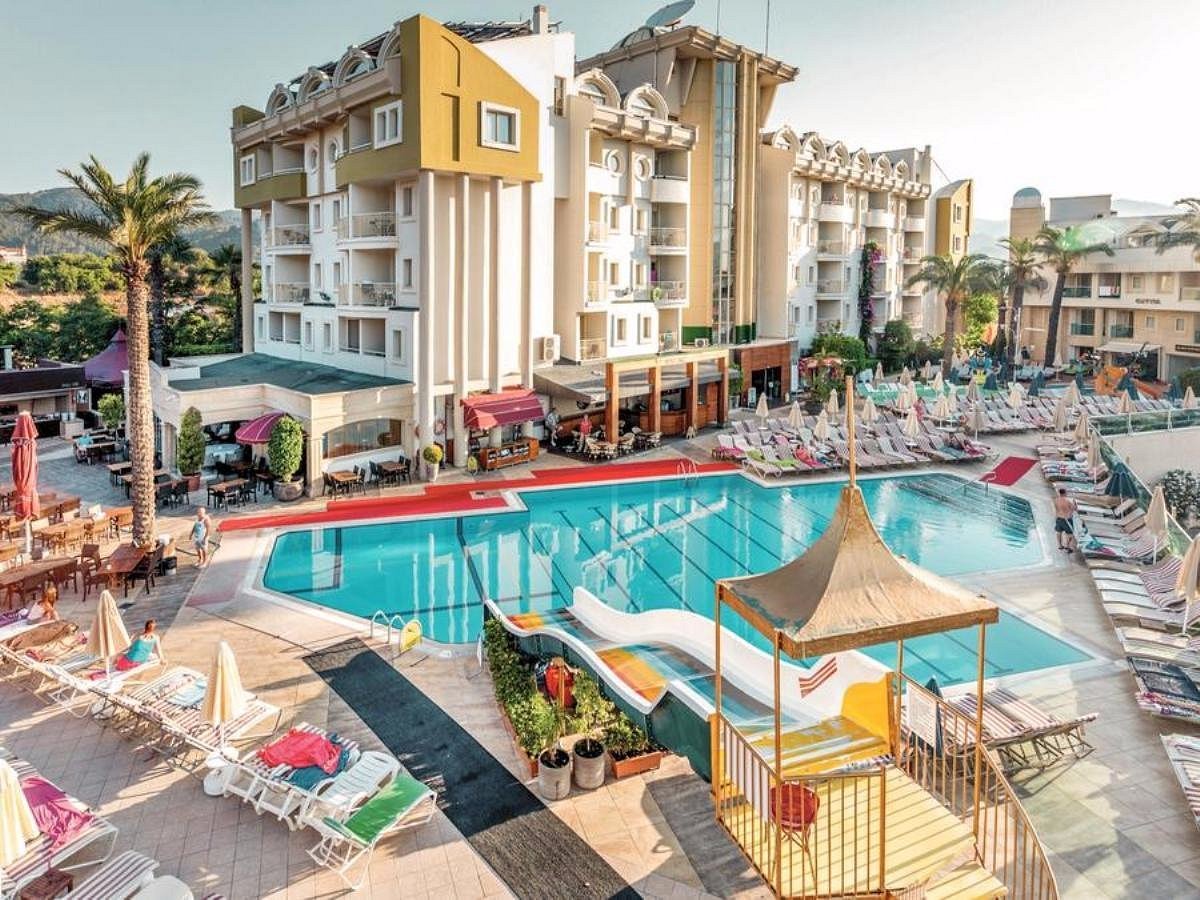 Grand Cettia Hotel photo 2