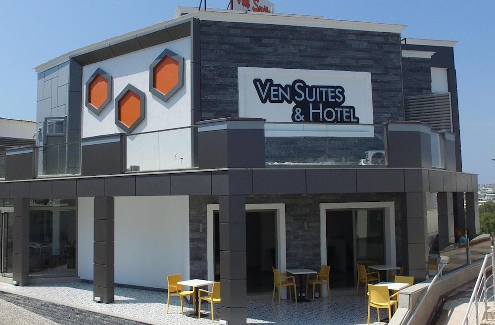 Ven Suites photo 2