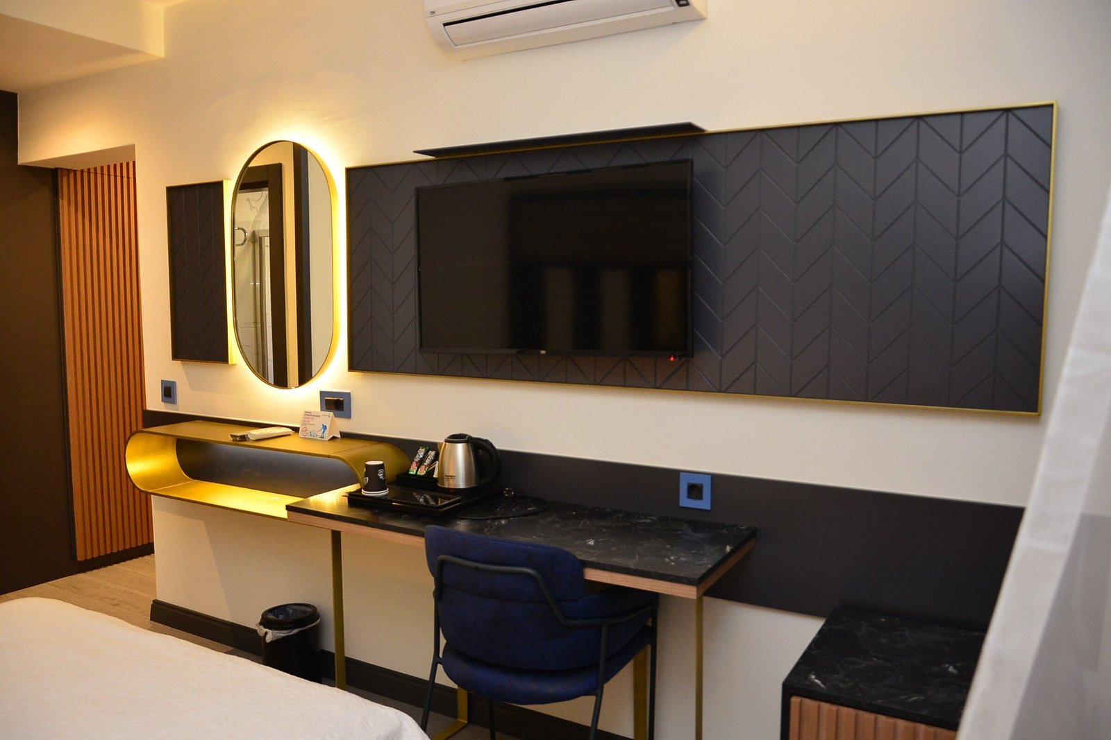 Hotel Oasis photo 9