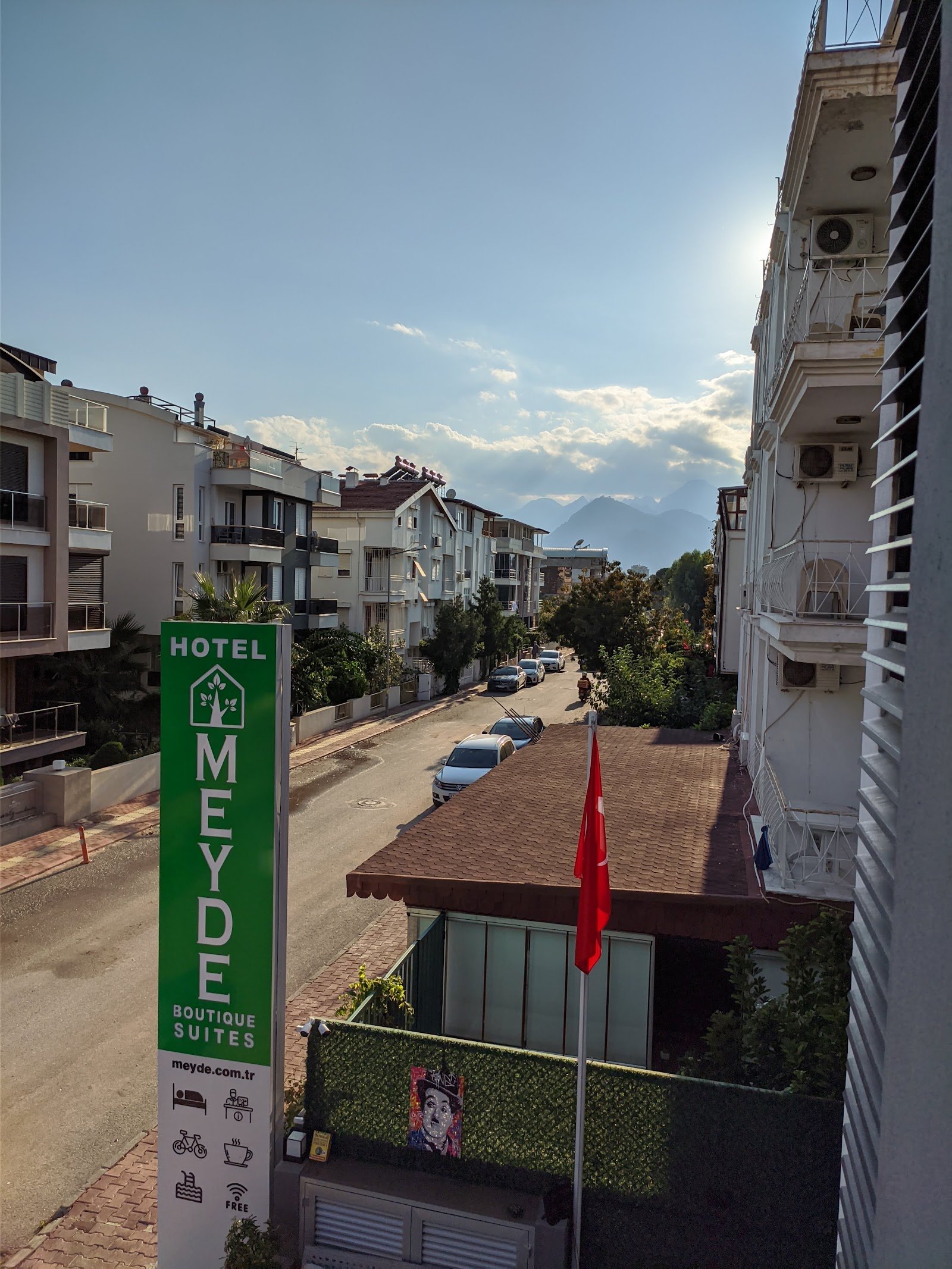 Meyde Boutique Suites photo 4