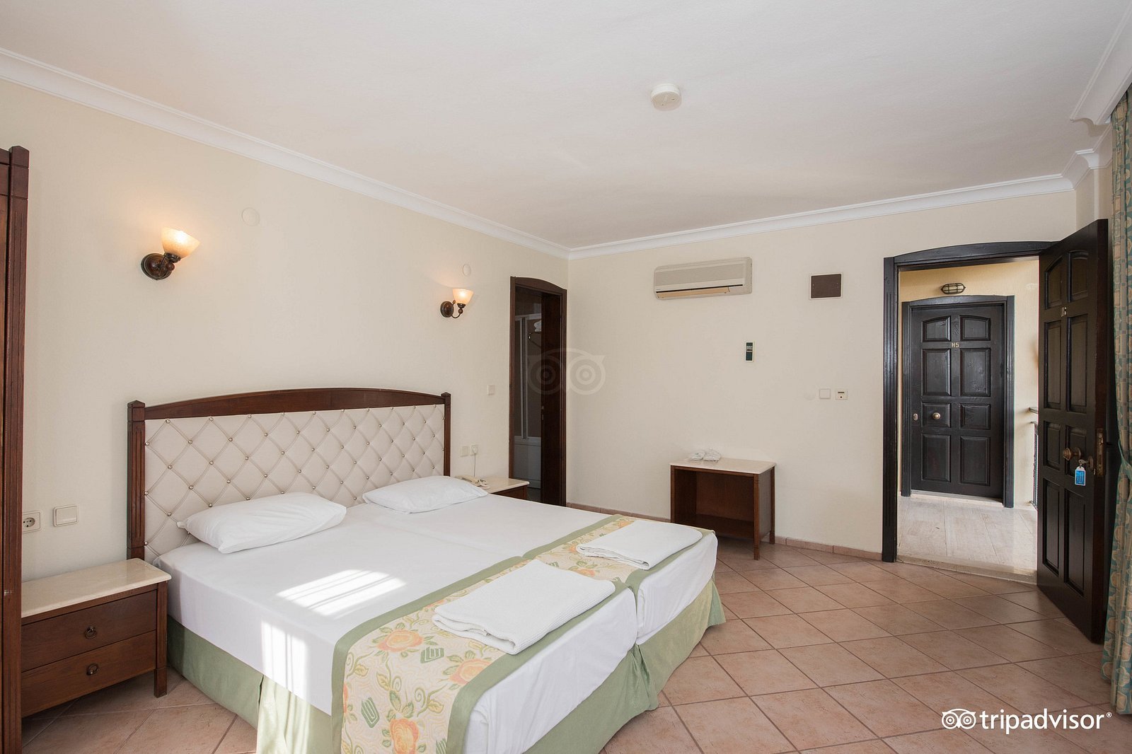 Club Turquoise Hotel photo 9