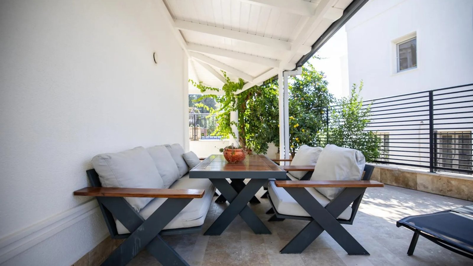 Noa Suite Hotel photo 16