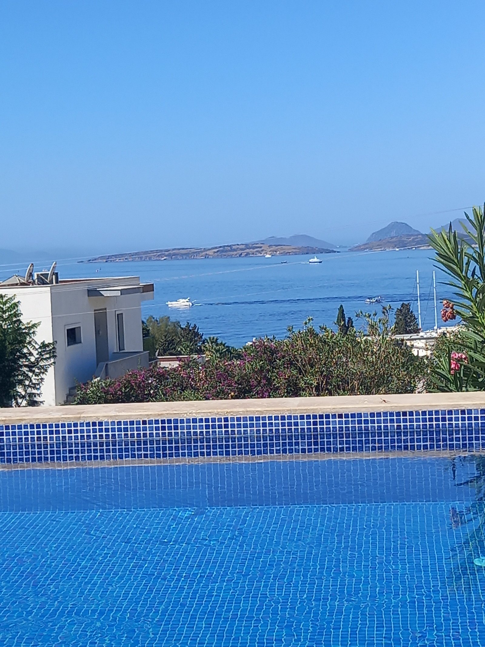 Noa Suite Hotel photo 9