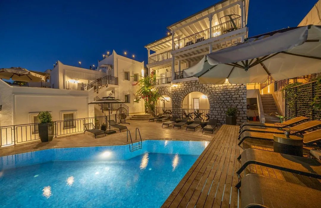 Noa Suite Hotel photo 2