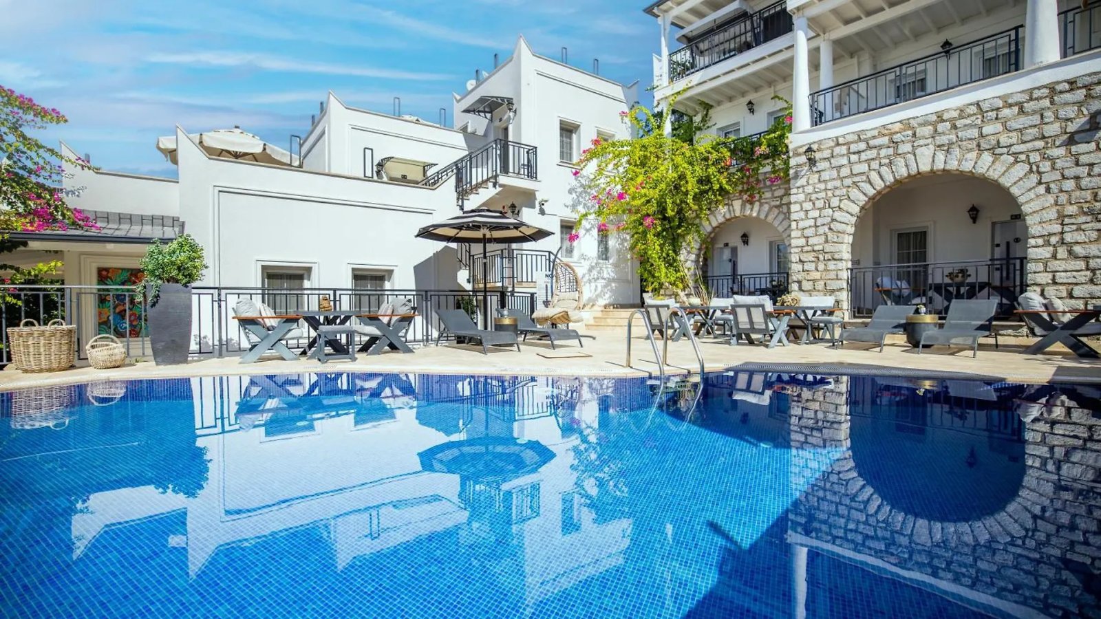 Noa Suite Hotel photo 7