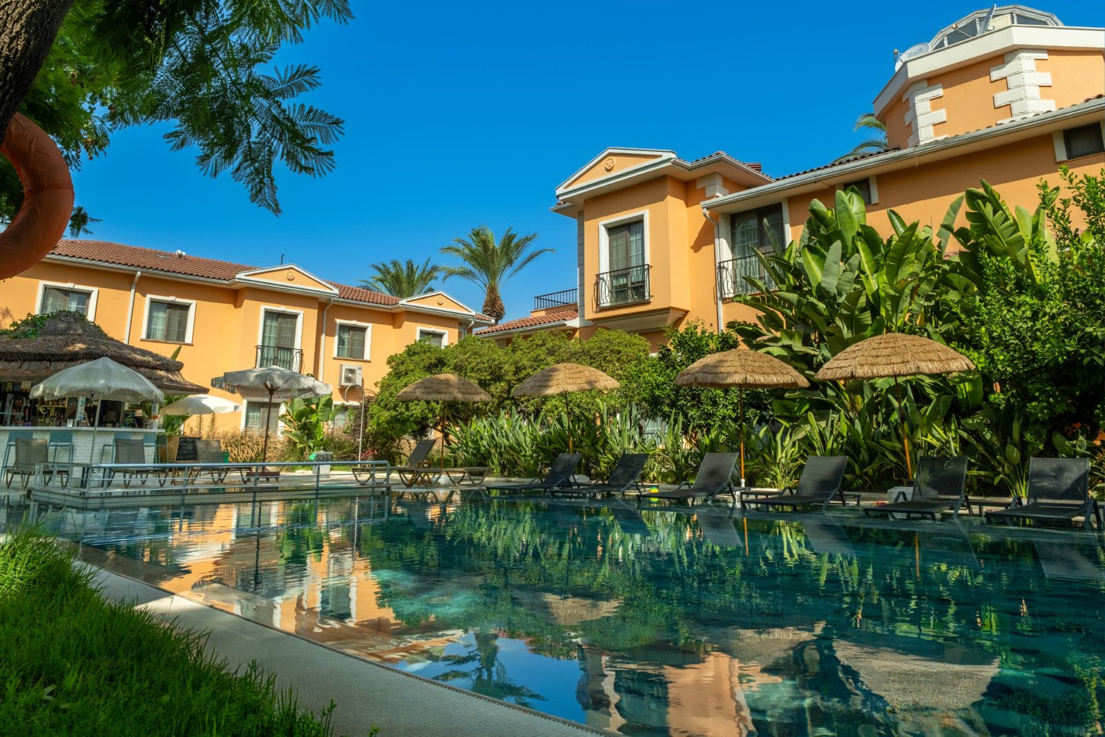 Ema Houses photo 2
