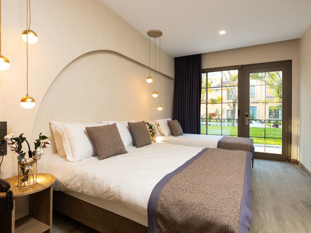 Ema Houses photo 3