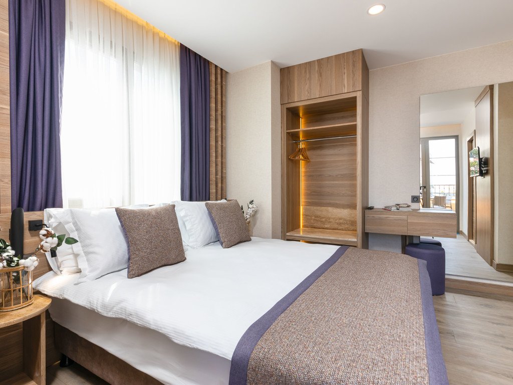Ema Houses photo 6
