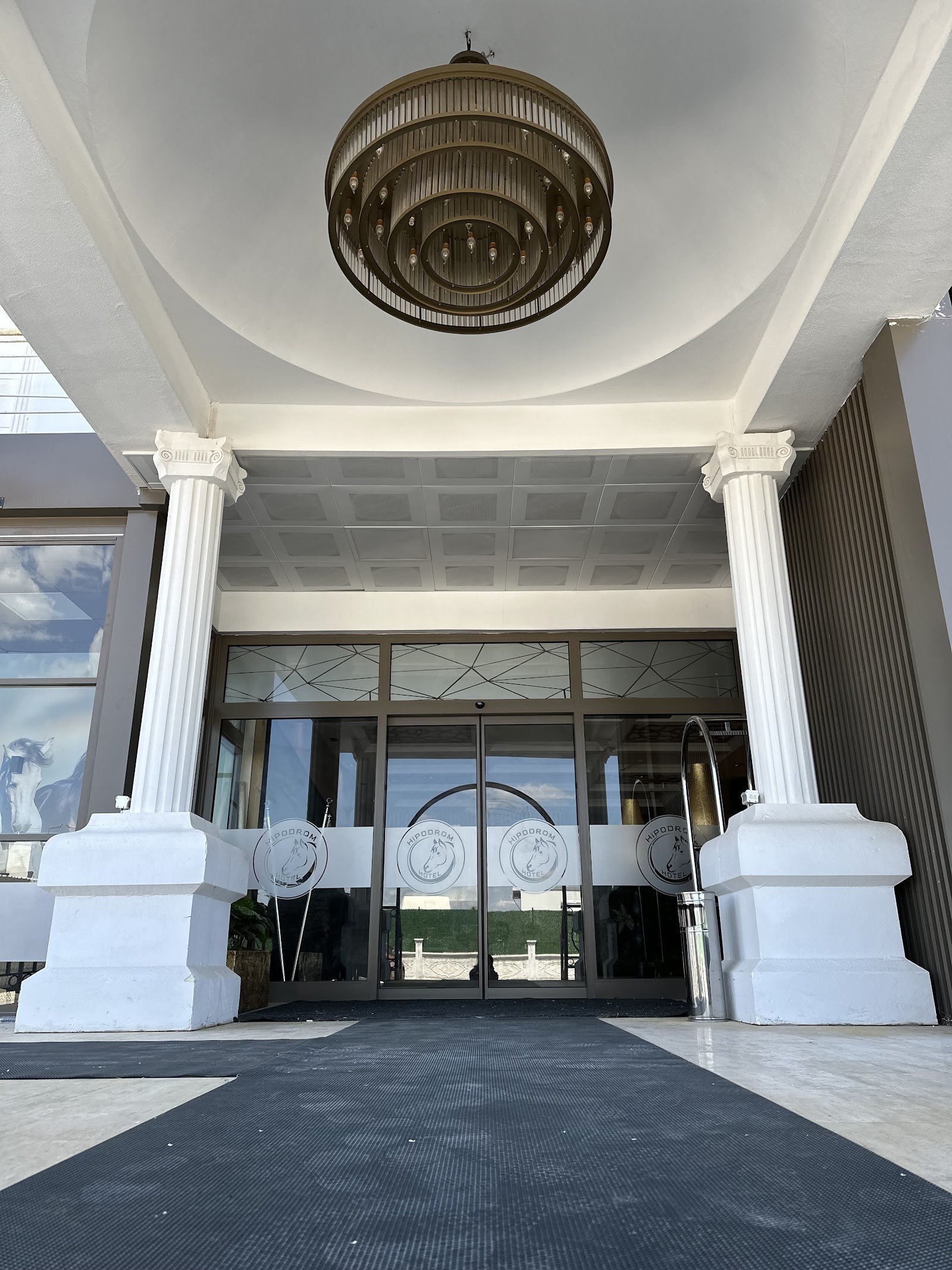 Hipodrom Hotel photo 2