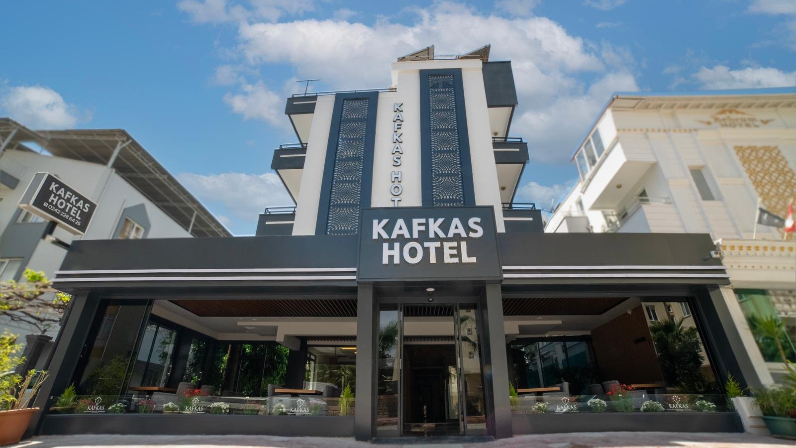 Kafkas Hotel Konyaaltı — Konyaaltı, Antalya