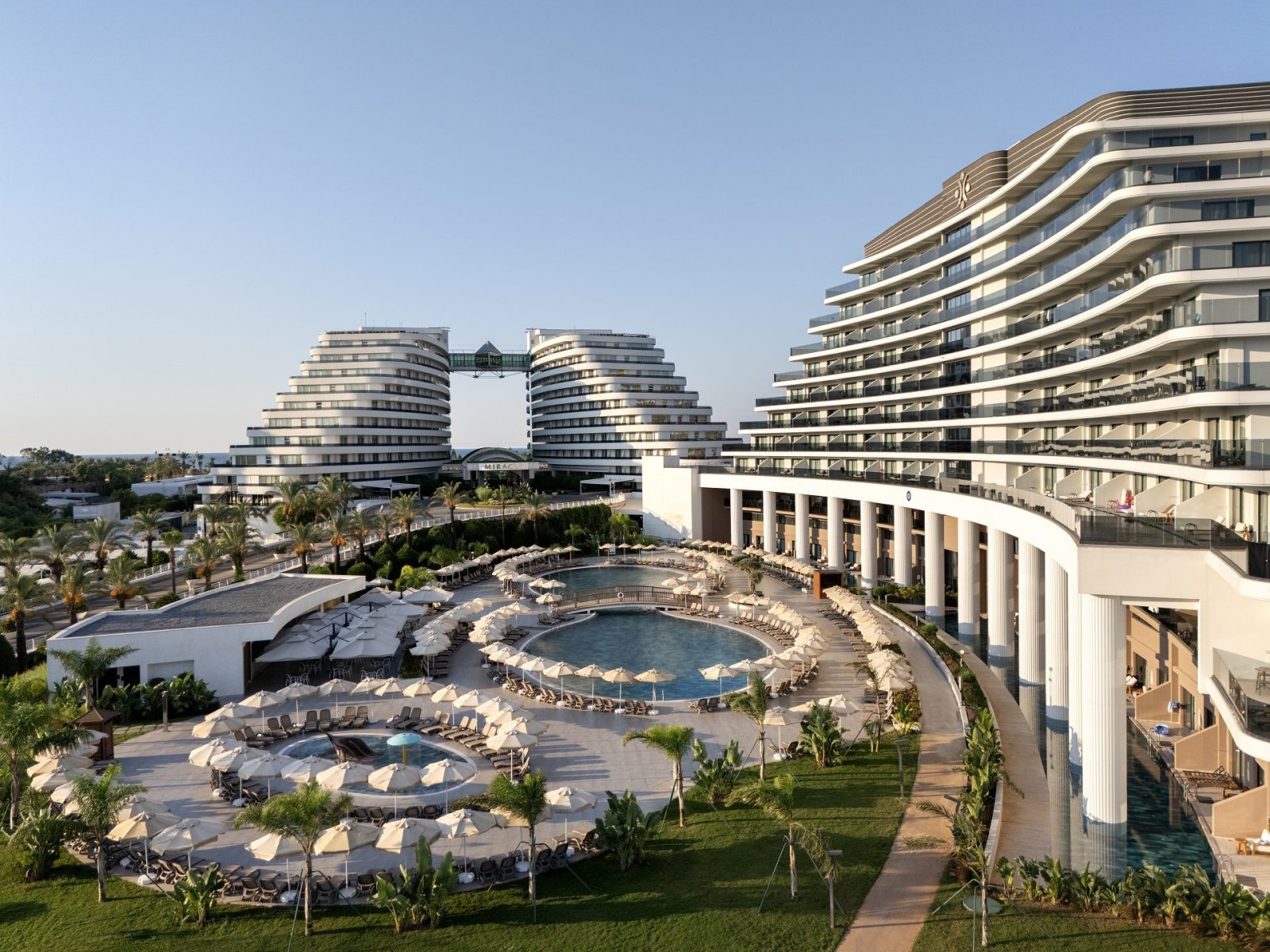 Miracle Resort Hotel photo 2
