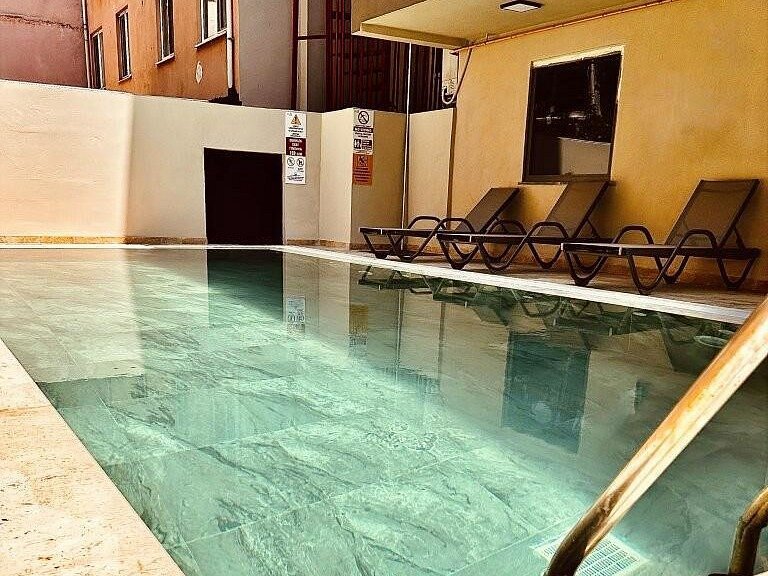 Fifty5 Suite Hotel photo 6