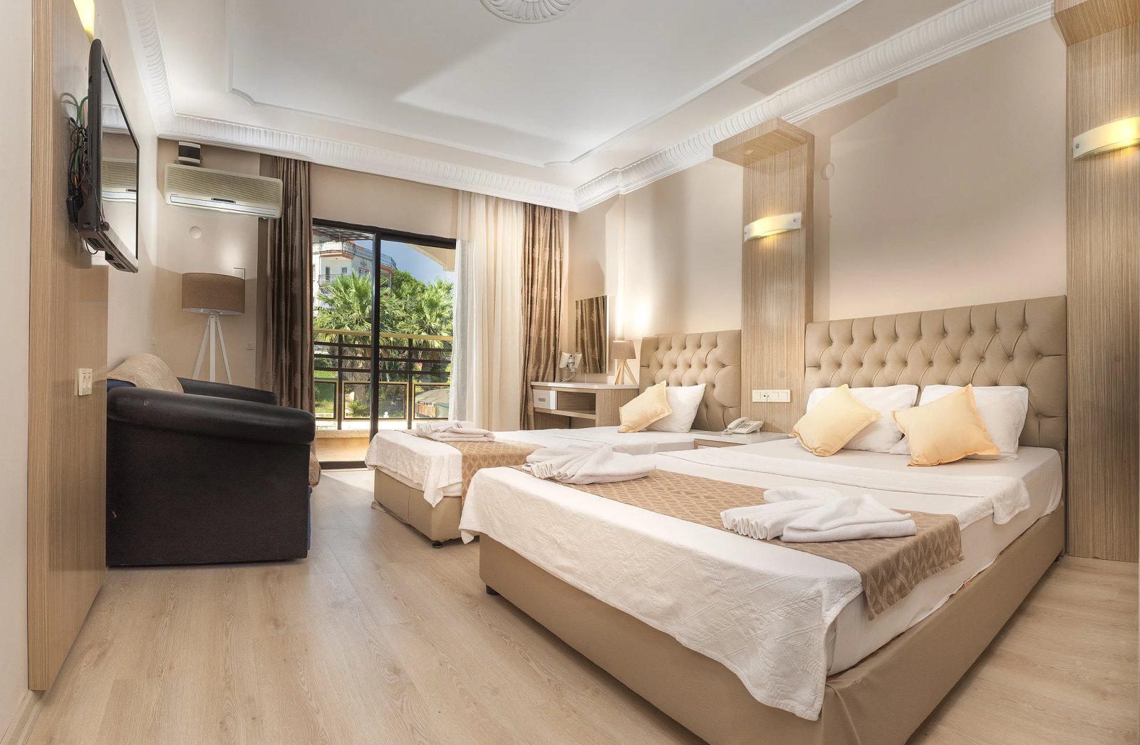 Temple Beach Hotel photo 5