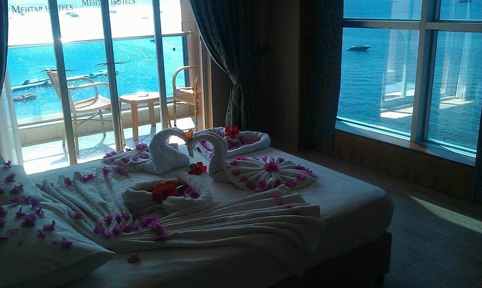 Point Beach Hotel photo 2