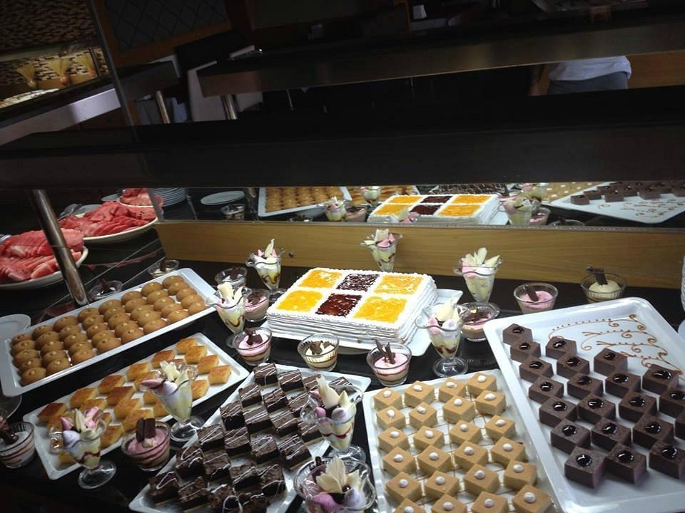 Point Beach Hotel photo 3
