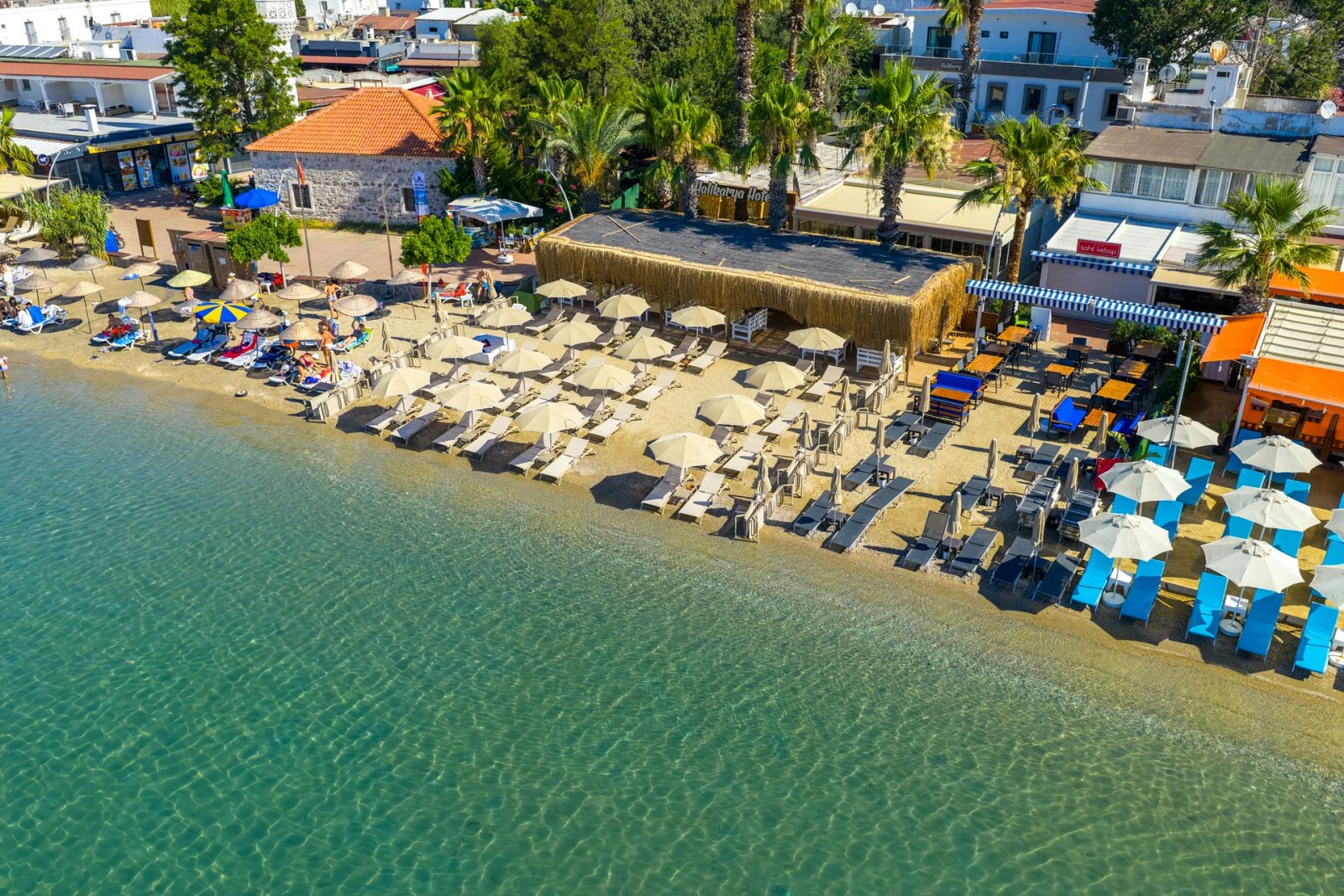 Halikarya Hotel & Restaurant Beach photo 2