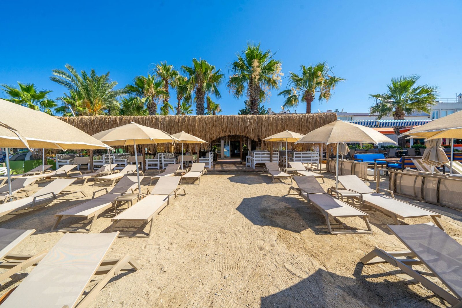 Halikarya Hotel & Restaurant Beach photo 6