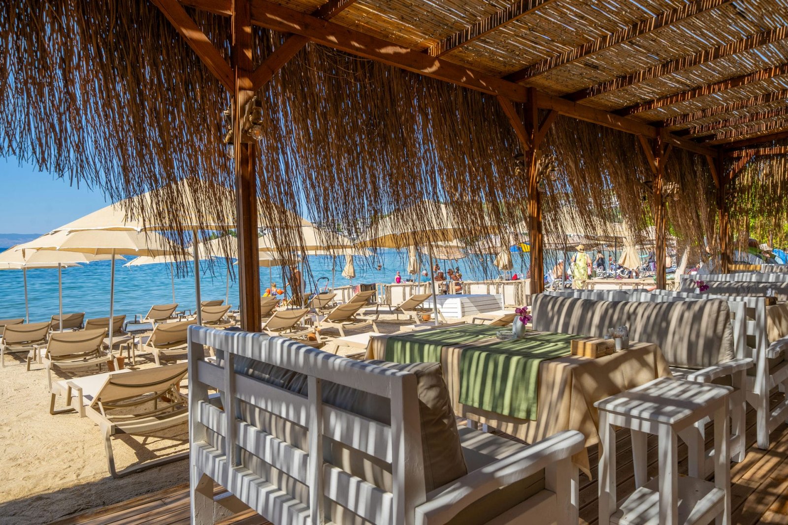 Halikarya Hotel & Restaurant Beach photo 8