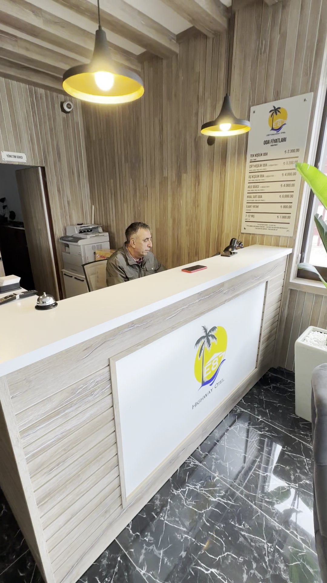 E87 Highway Otel photo 3