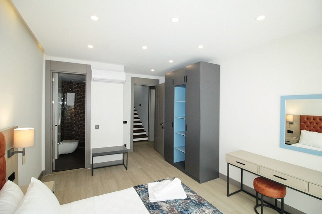 Ala Grand Residence photo 9