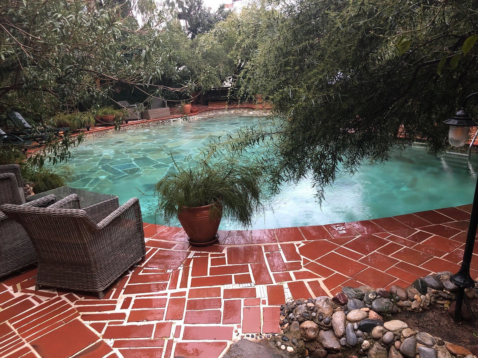 El Vino Hotel & Suites photo 13