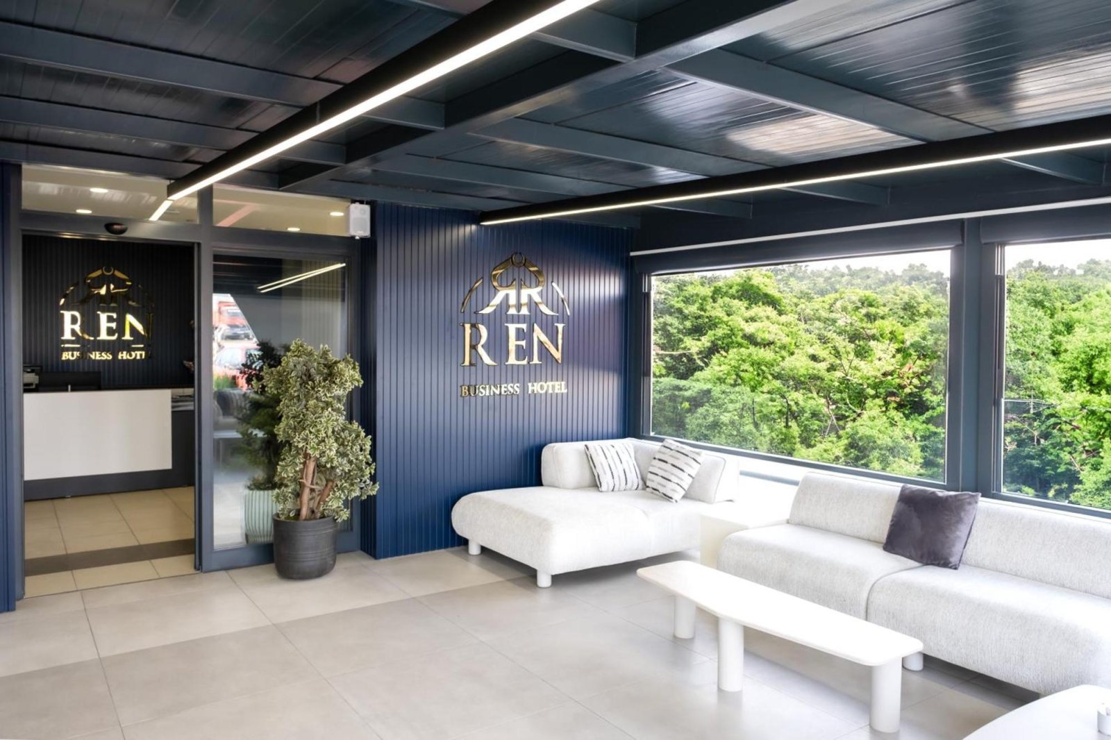 Ren Business Hotel photo 4