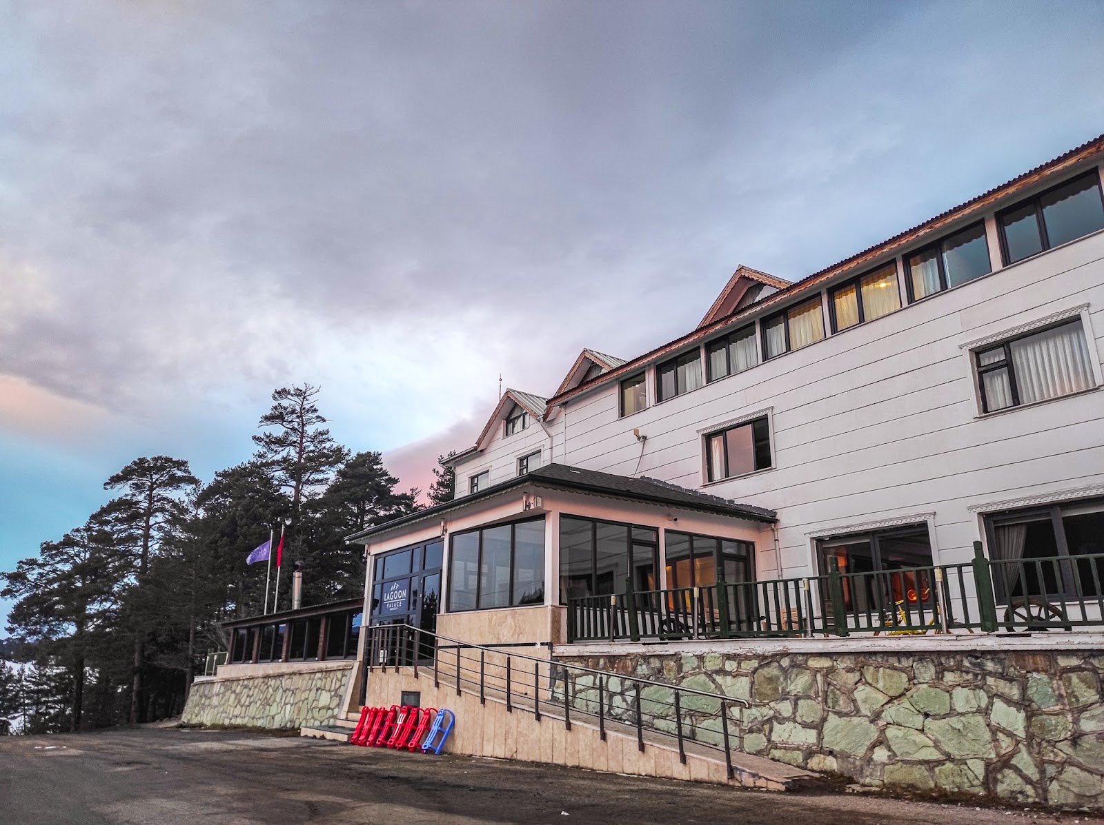 Lagoon Palace — Bolu