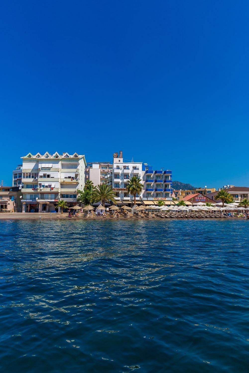 Reis Beach Hotel photo 3