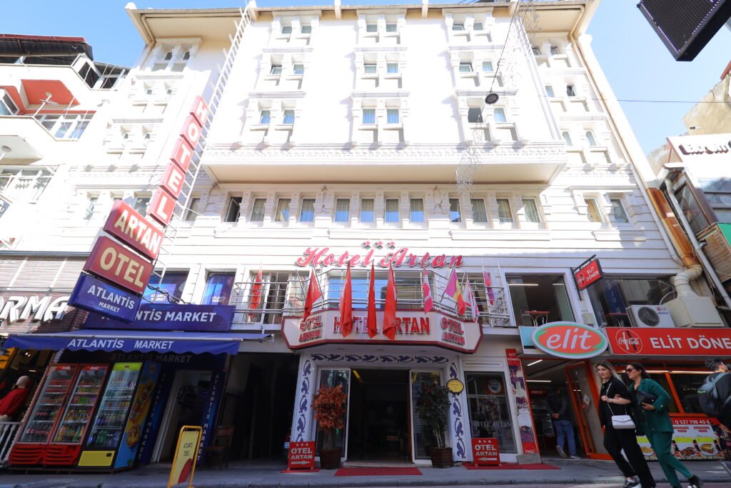 Hotel Artan photo 2