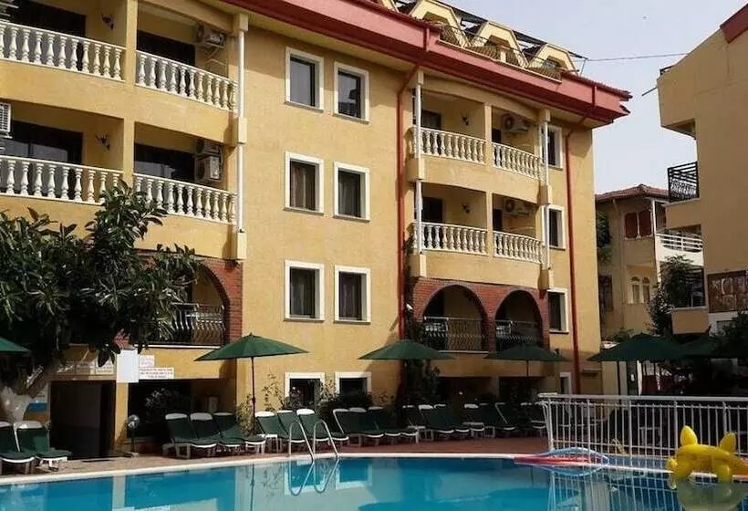 Maxwell Holiday Club — Marmaris
