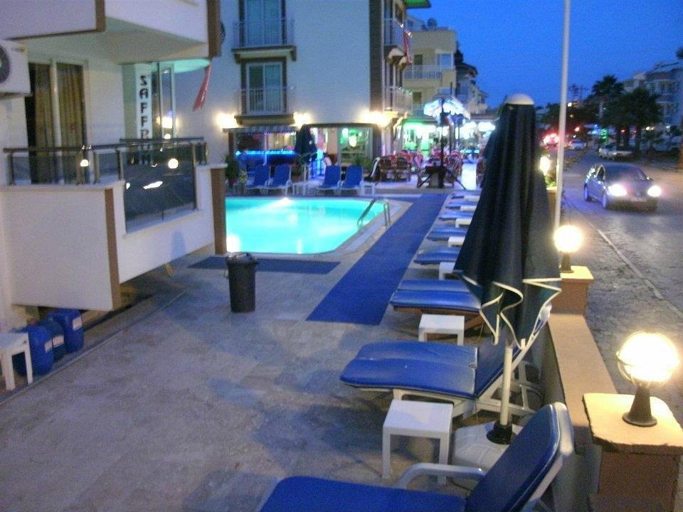 Saffron Apartments photo 5