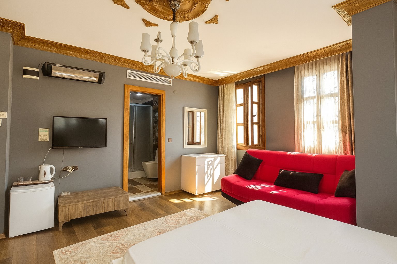 La Fontaine Otel photo 13