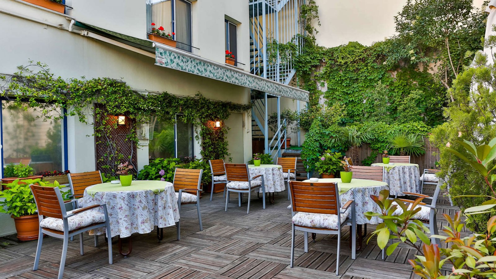 Central Hotel photo 8