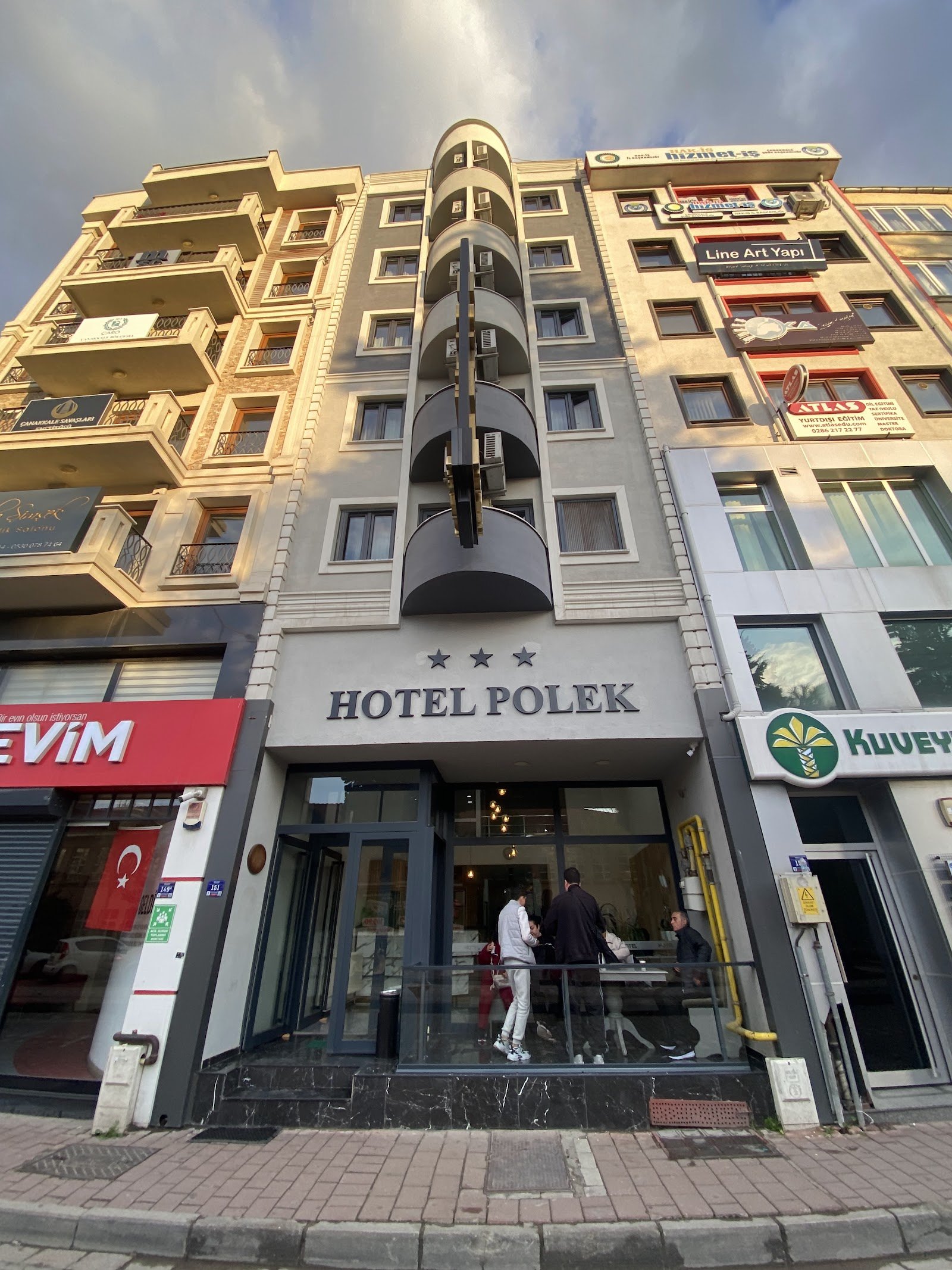 Polek Hotel photo 2