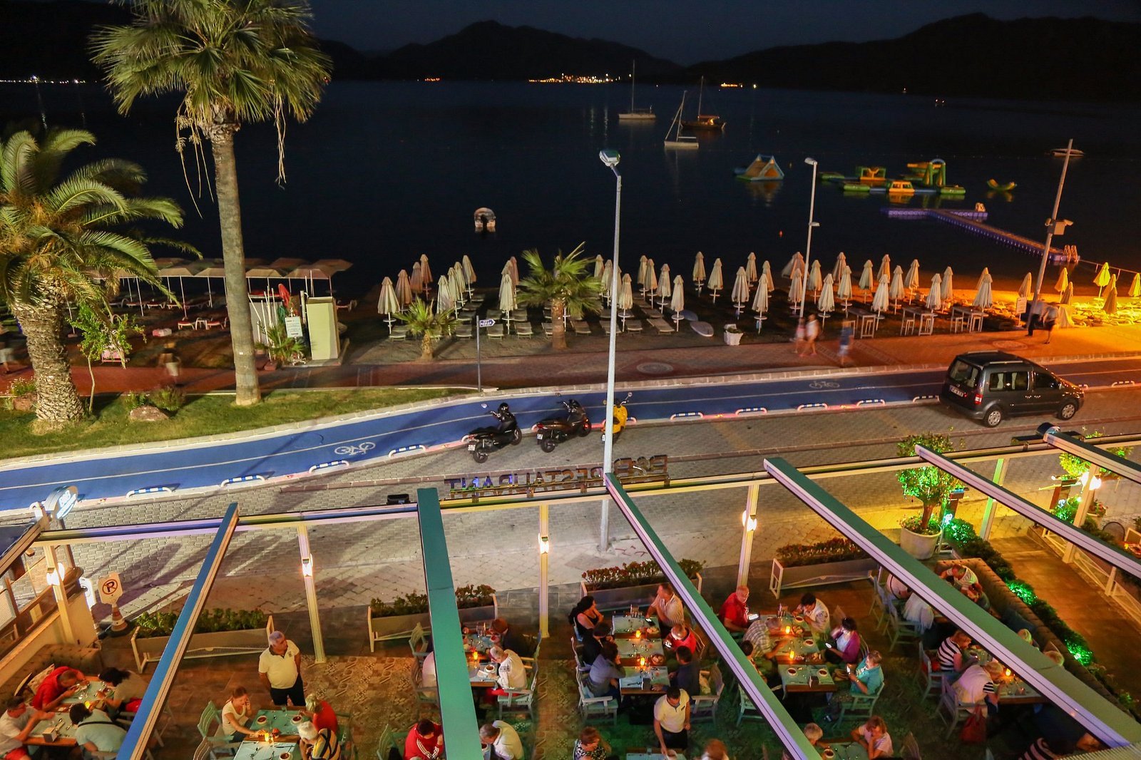 Bliss Beach Hotel photo 4