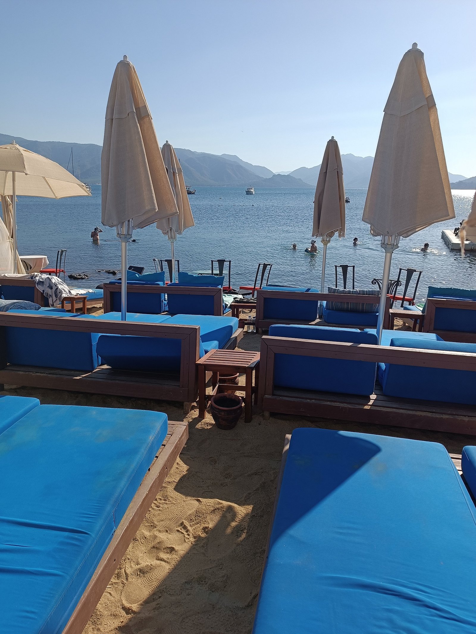 Class Unique Beach photo 8