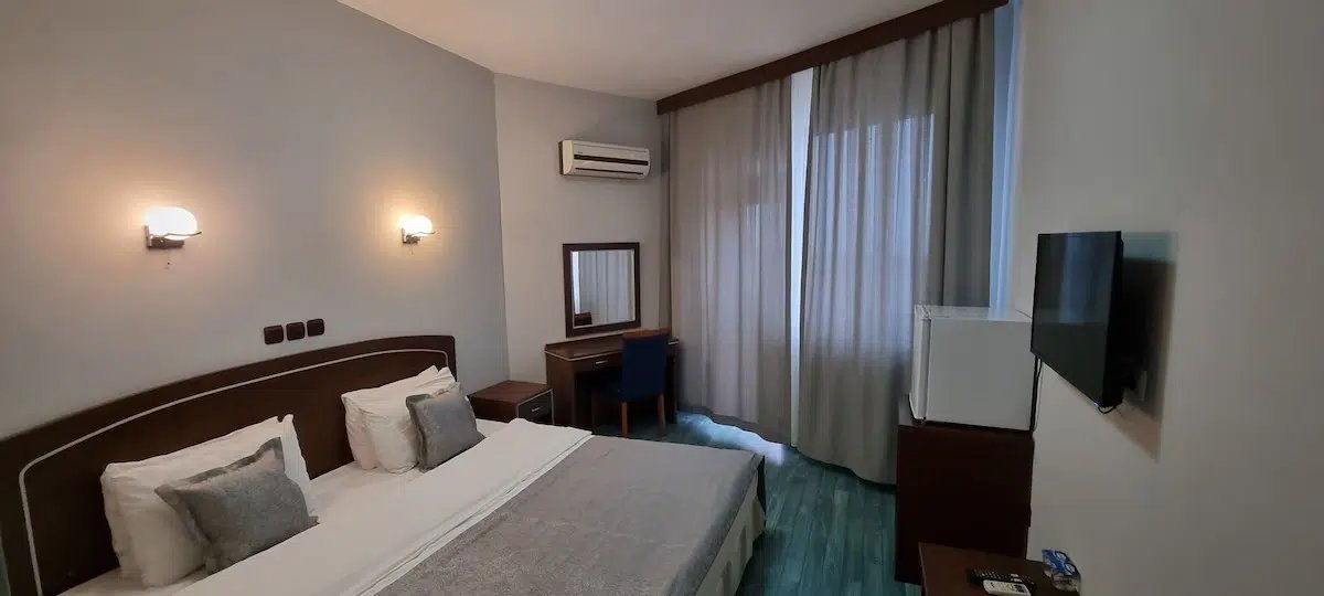 Flora Hotel photo 7