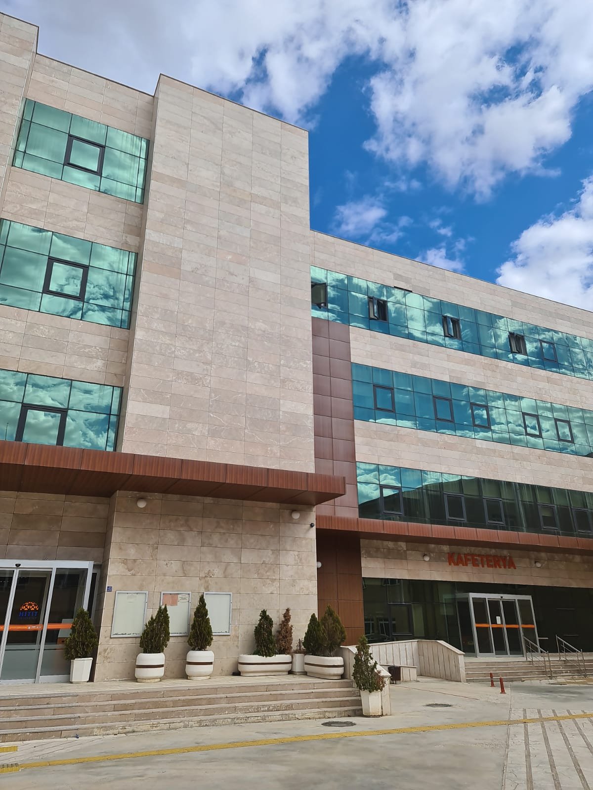 Hitit Üniversitesi Uygulamalı Ders Eğitim Merkezi Otel photo 2