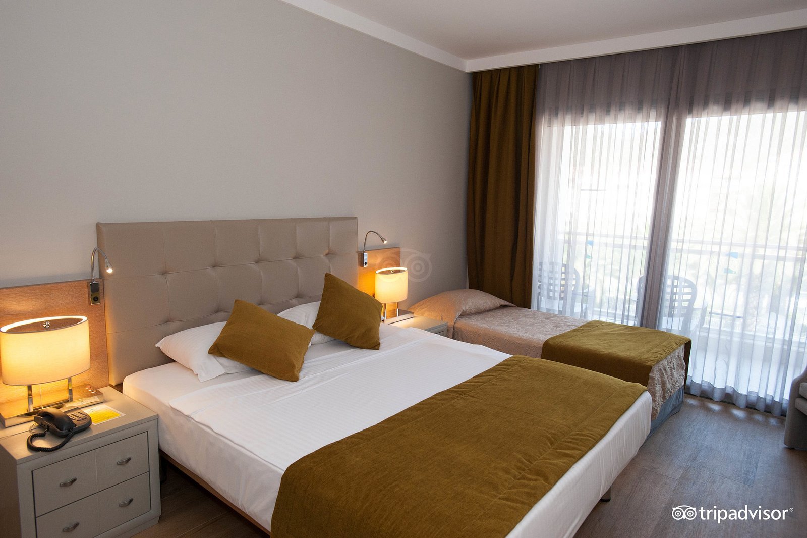 Sunrise Hotel photo 9