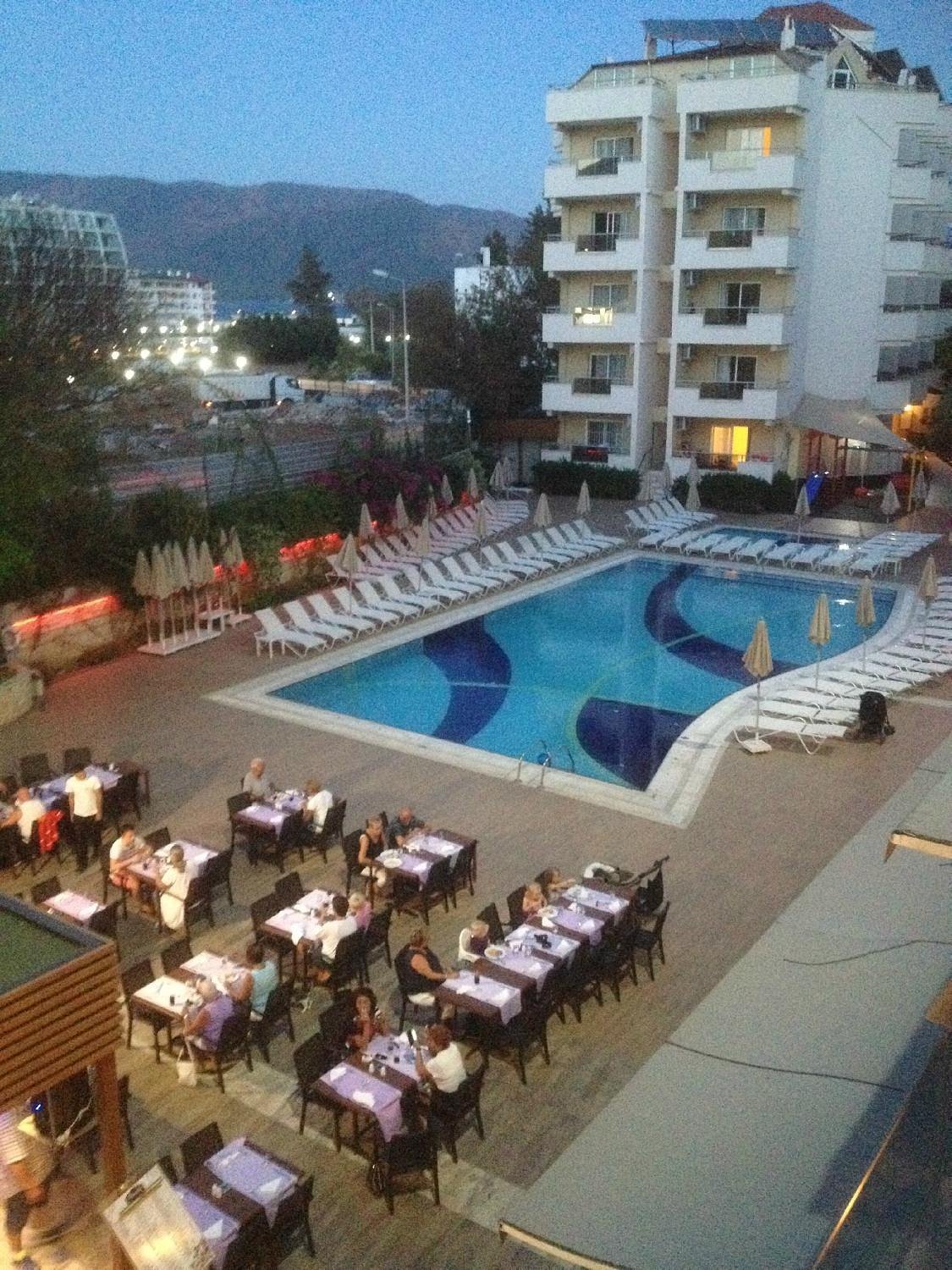 Prestige Garden Hotel & Apart photo 2