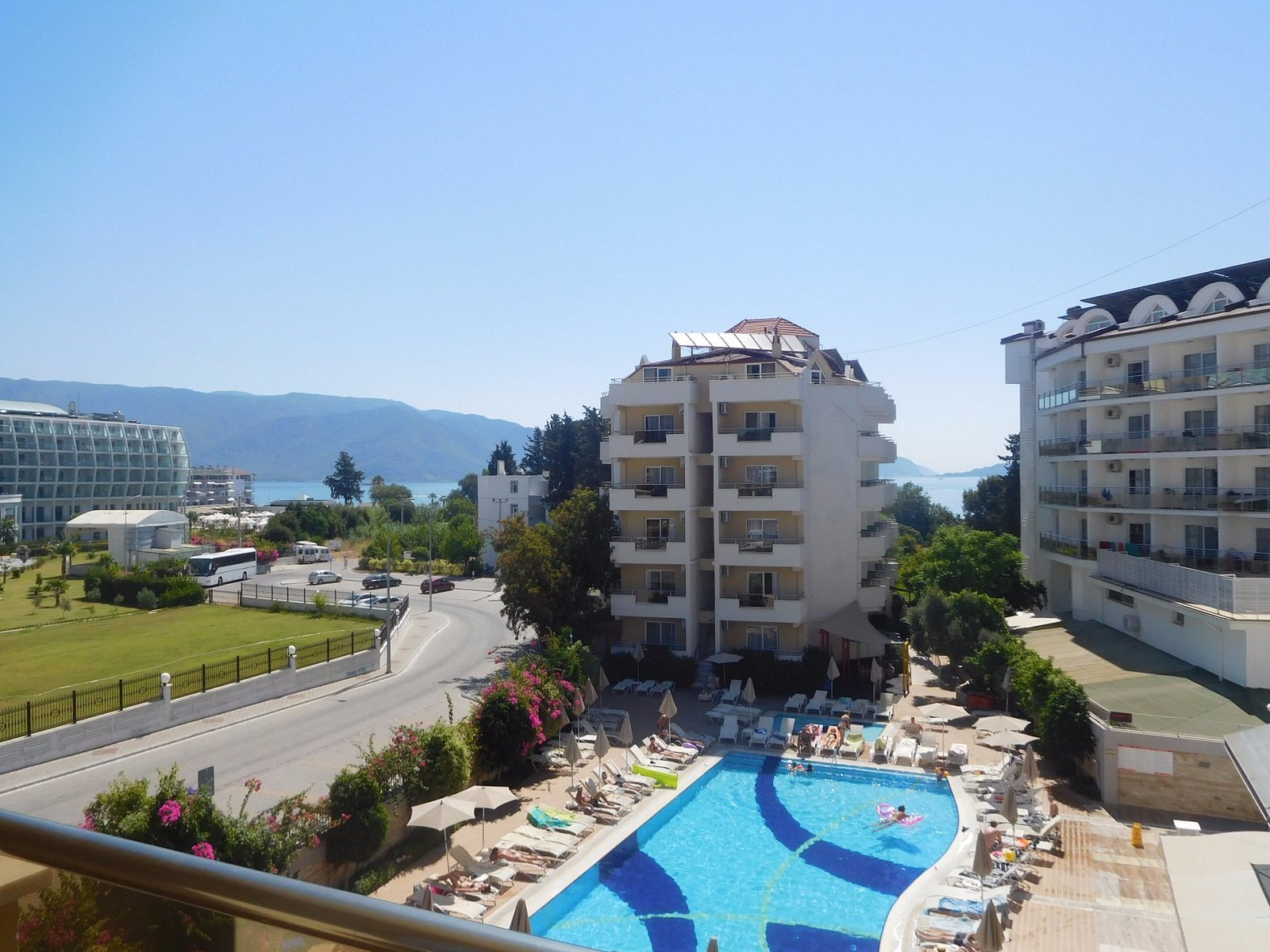 Prestige Garden Hotel & Apart photo 4