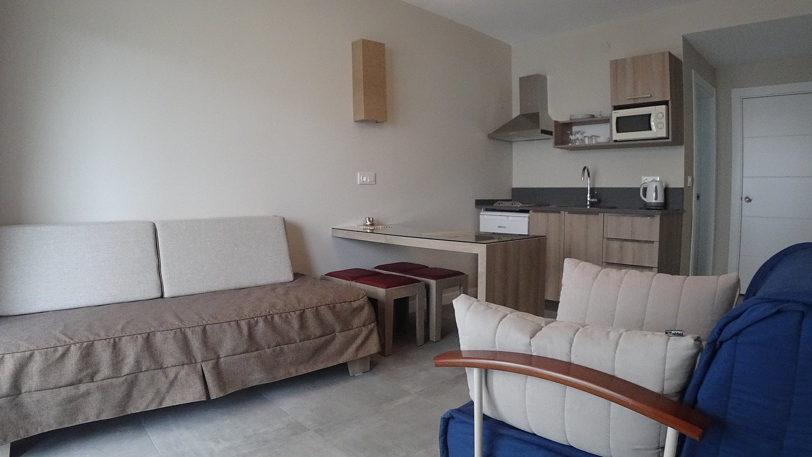 Verona Apartments photo 8