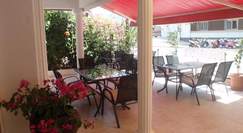 DM Hotel photo 3